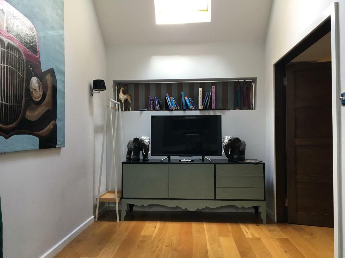 Dockside Villa London Luaran gambar